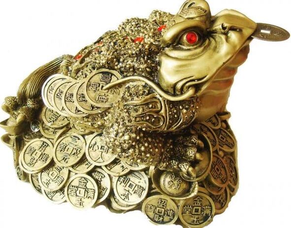 A three-legged toad brings stable prosperity and luck to your home.